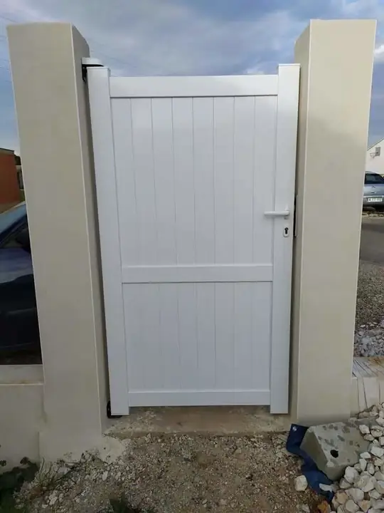 Portes — réalisation JoseMServices dans l'Hérault (7)